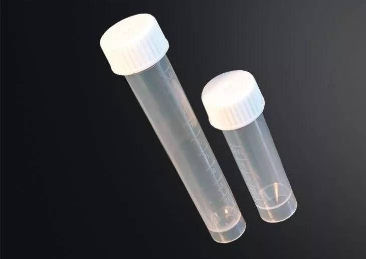 Пробирки цилиндрические с винтовой крышкой или пробкой