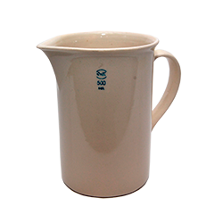 Кружки фарфоровые