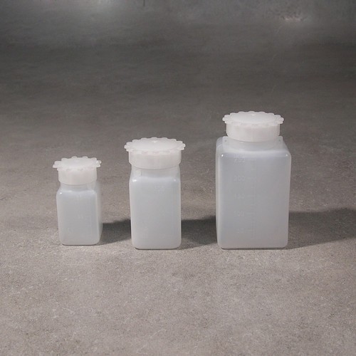Емкость для общелабораторного применения (бутылка квадратная) 1000 мл, с делениями, ПЭВП, Aptaca