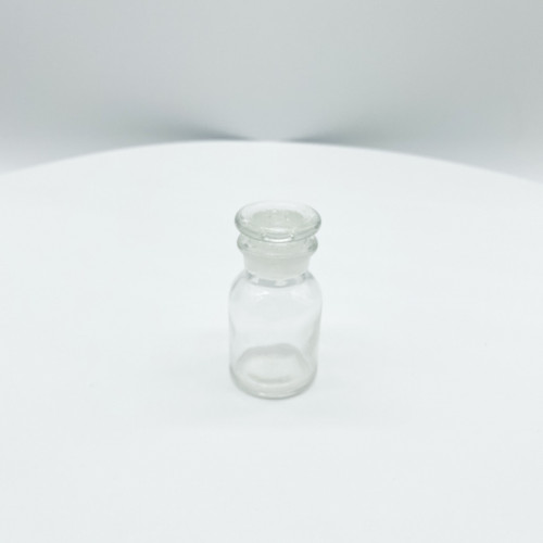 Склянка для реактивов 30 мл из светлого стекла с широкой горловиной и притертой пробкой