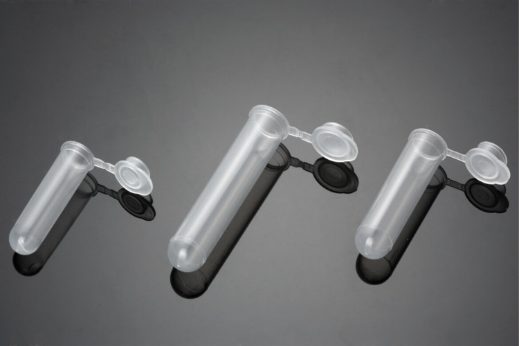 Пробирка цилиндрическая с защелкивающейся крышкой 10 мл, 16х80 мм, п/п, 200 шт/уп.