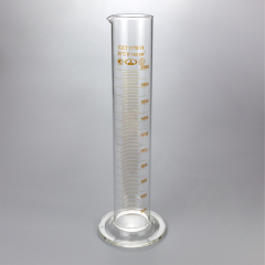 Цилиндр мерный 1-2000-1 с носиком на стеклянном основании