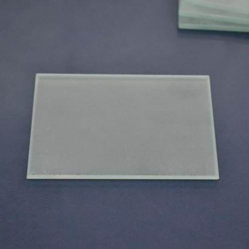 Стекло стоматологическое без лунки, 70х95±1,0 мм, толщина 4±0,2 мм