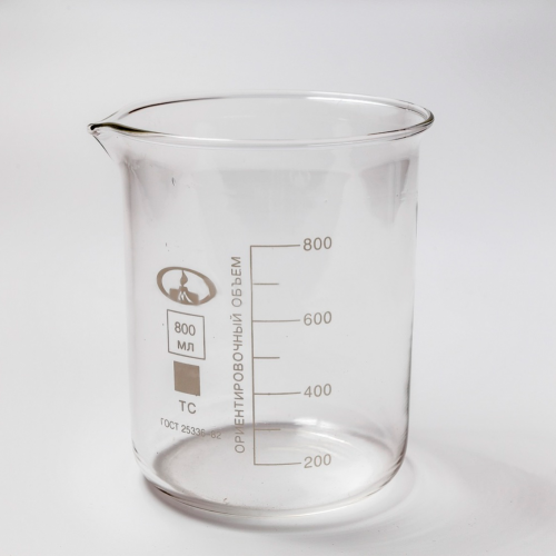 Стакан Н-1-800 низкий с делениями и носиком, ТС
