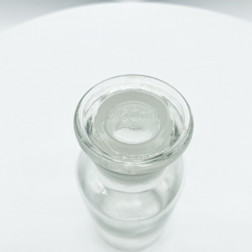 Склянка для реактивов 250 мл из светлого стекла с широкой горловиной и притертой пробкой